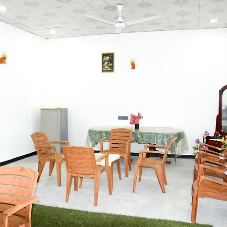 Tharaka Homestay Weligama Exterior photo
